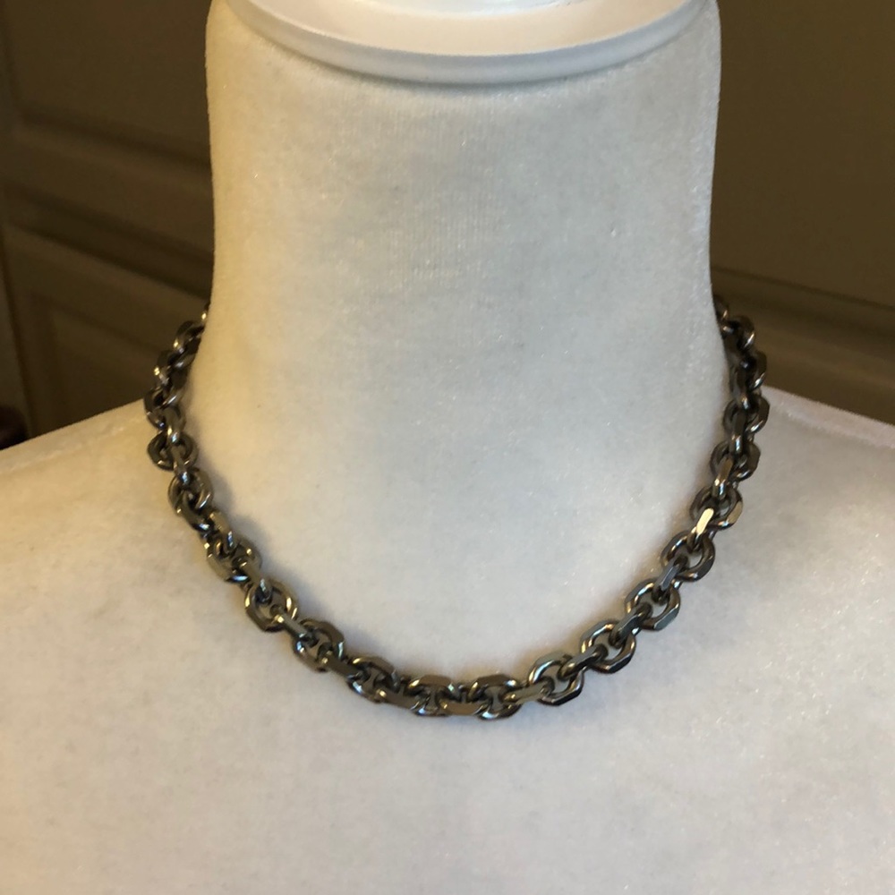 Stainless steel chunky chain necklace